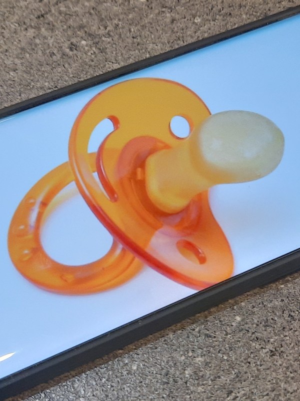 Dein Handy, der virtuelle Schnuller